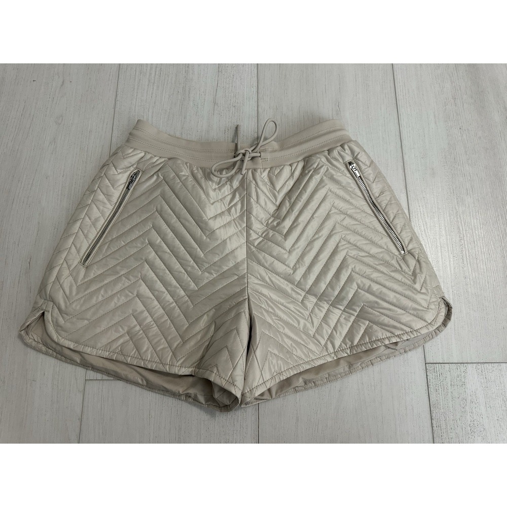 NWOT Athleta Apres Ski Quilted Down Shorts Sz 0 Abalone Color - Snow Hike Winter